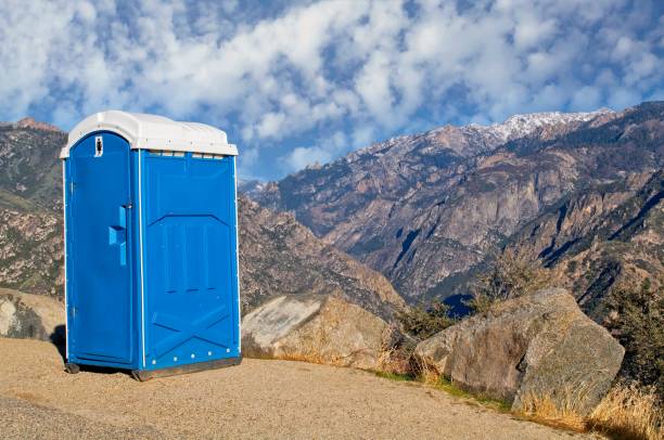 Best Porta potty delivery and setup  in Mount Vernon, TX